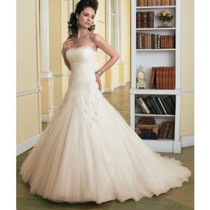 EUC Sophia Tolli Audrey Y2700 wedding dress sz 2